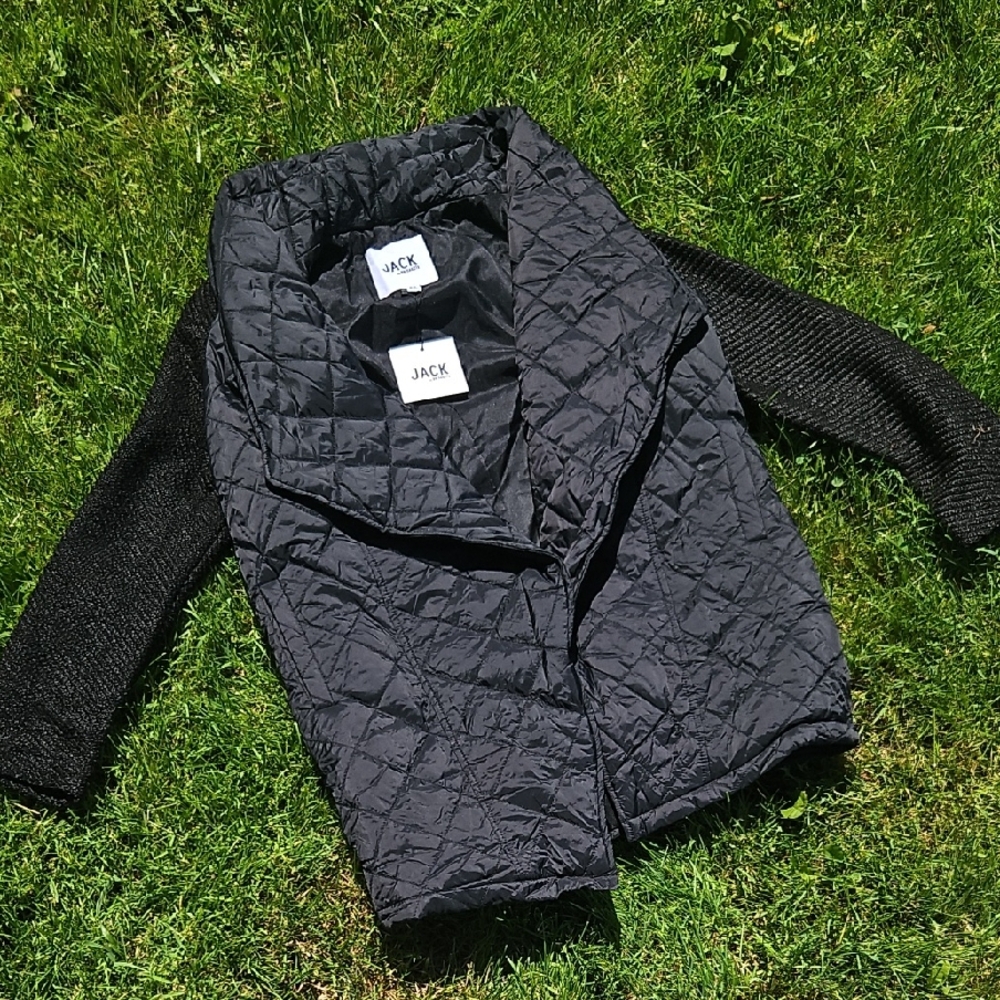 BB Dakota Black Lightweight Puffer Cardigan Jacket, Size XS